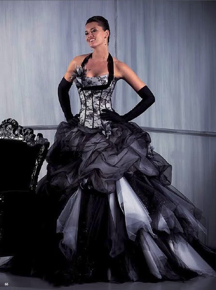 Robe de mariage noire