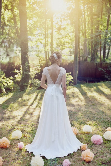 Robe de mariée dentelle dos nu