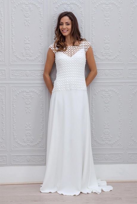 Robe de mariée droite en dentelle