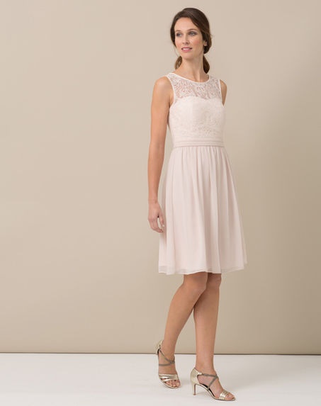 Robe dentelle rose pale