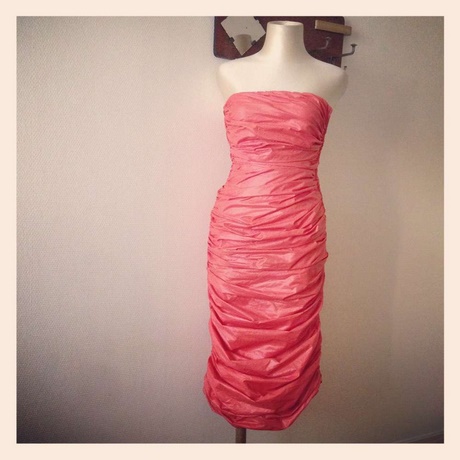 Robe fourreau corail