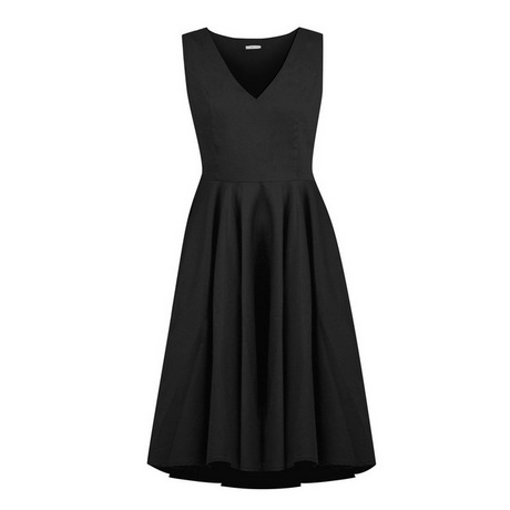 Robe noire cintree