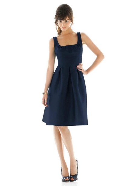 Robe bleu marine ete