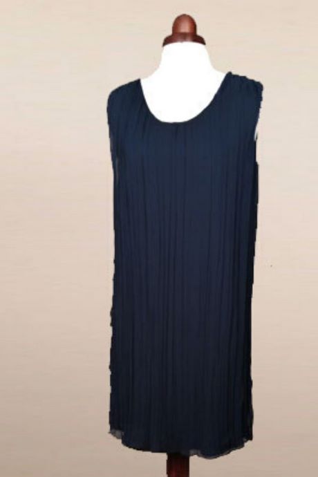 Robe bleue habillee