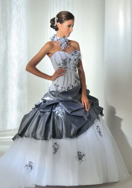 Robe de mariée gris et blanc