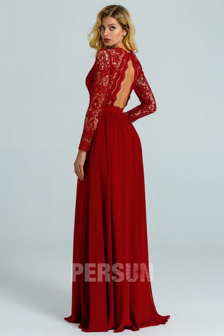 Robe longue rouge avec manche