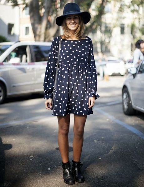 Robe pois bleu marine