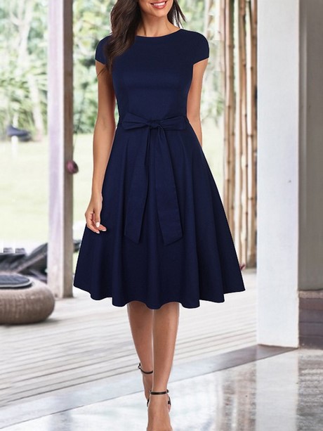 Robe simple bleu marine