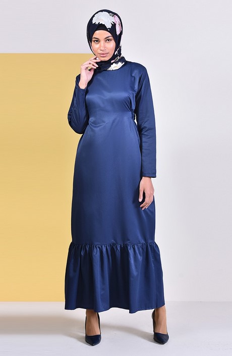 Robe simple bleu marine