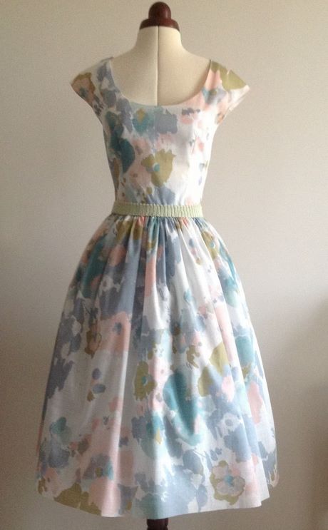 Robe vintage a fleur