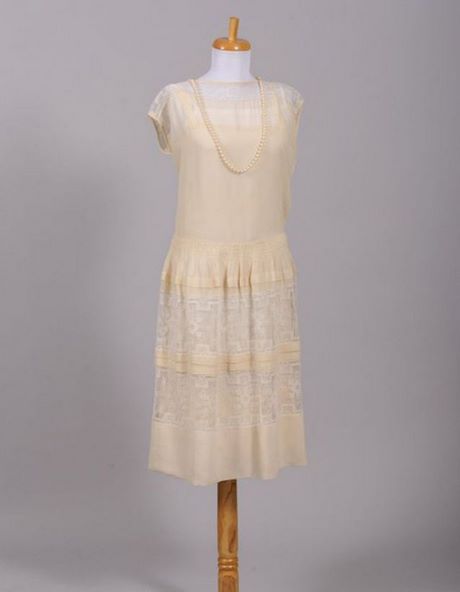 Robe vintage beige