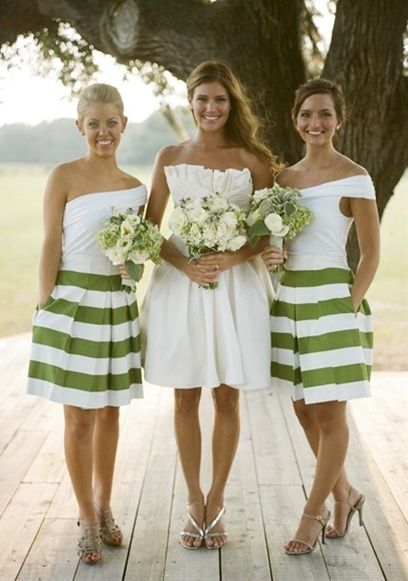 Robe blanche et verte