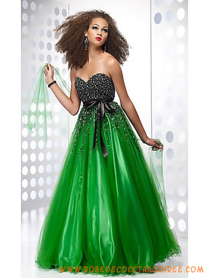 Robe noire et verte