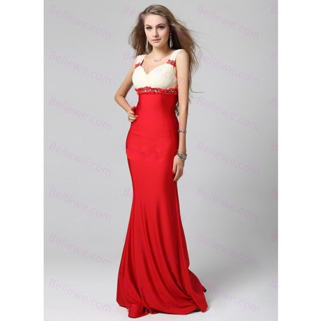 Robe rouge et blanche femme