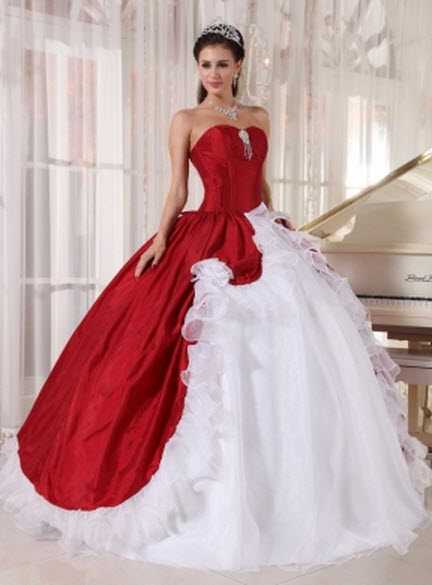 Robe blanche et rouge pour mariage