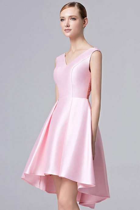 Robe courte devant longue derriere rose