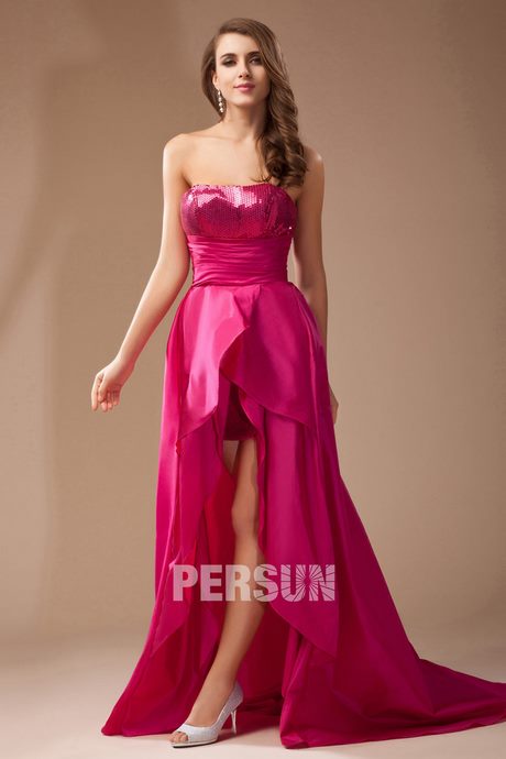 Robe fushia courte devant longue derriere