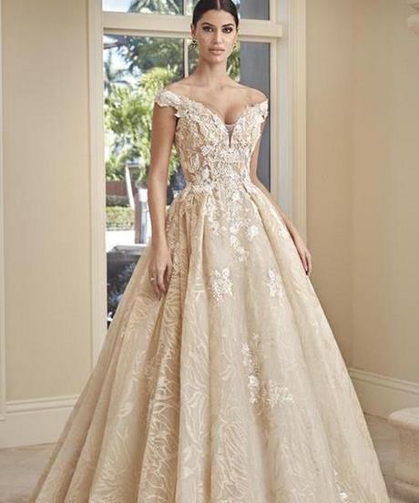 Robe de mariée couleur 2020