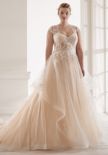 Robe de mariée simple 2020