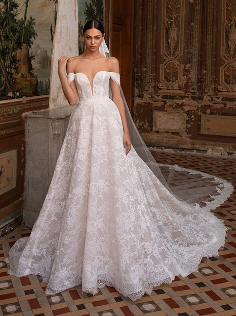 Robe en dentelle 2020