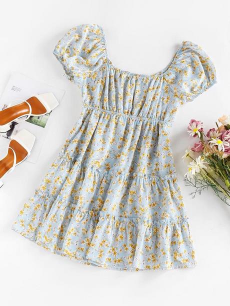 Robe fleurie bleue