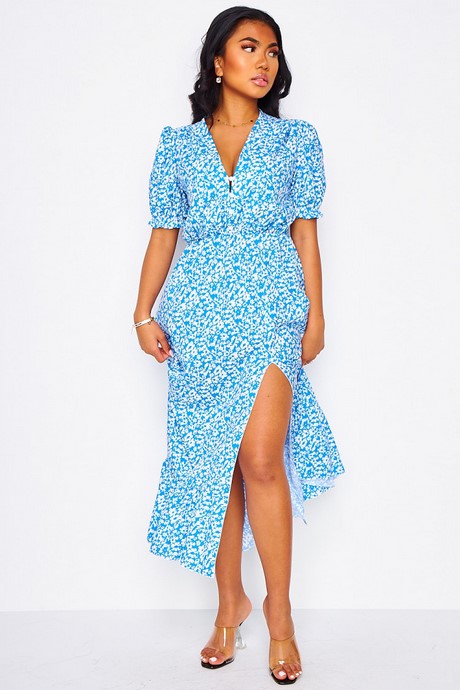 Robe fleurie bleue
