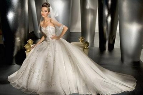 Demetrios robe de mariee