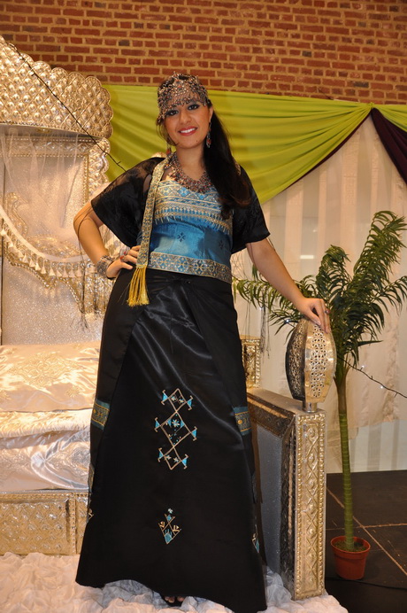 Model robe kabyle