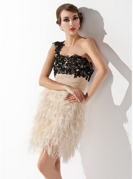 Robe avec plumes