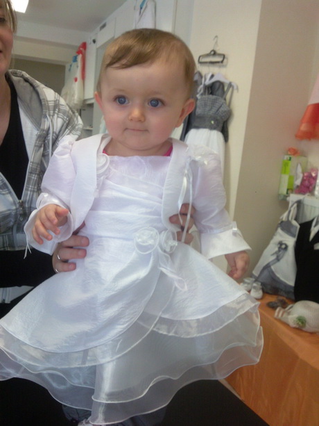 Robe blanche pour bebe