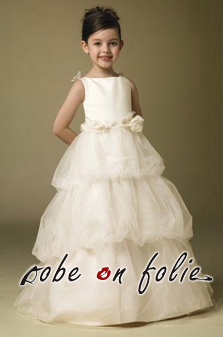 Robe blanche pour enfant