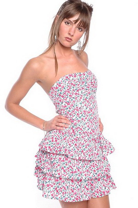 Robe bustier a volant