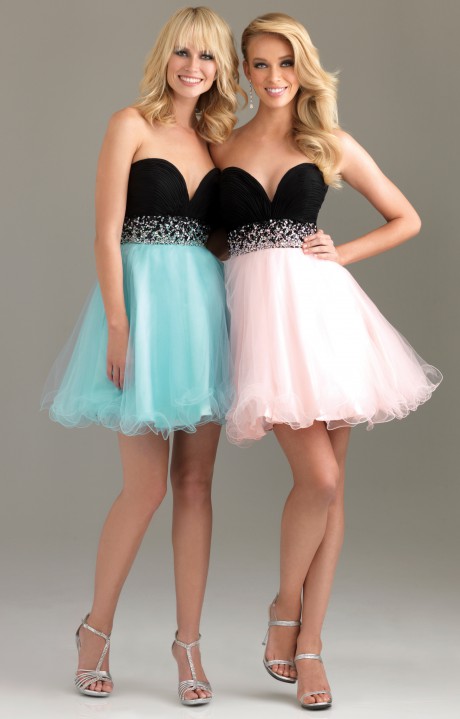 Robe bustier courte