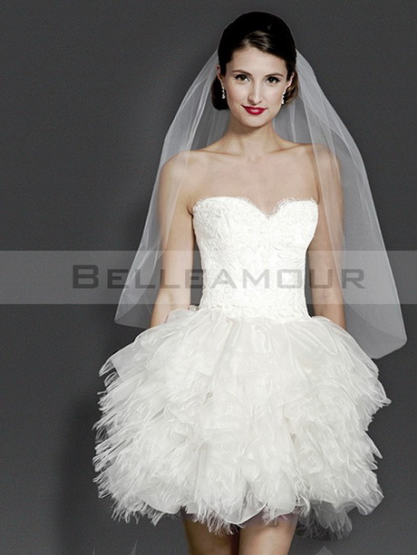 Robe courte tulle