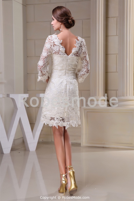 Robe de cocktail avec dentelle