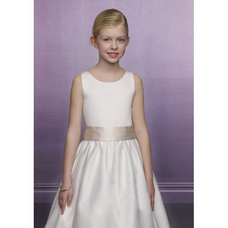 Robe de communion moderne