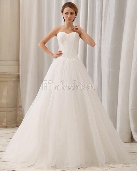 Robe de mariée avec dentelle