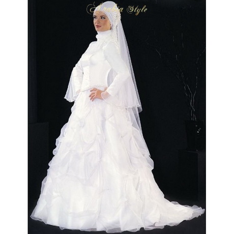 Robe de mariée avec voile