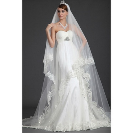 Robe de mariée avec voile