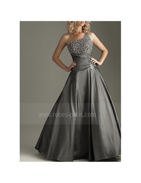 Robe de mariée gris perle