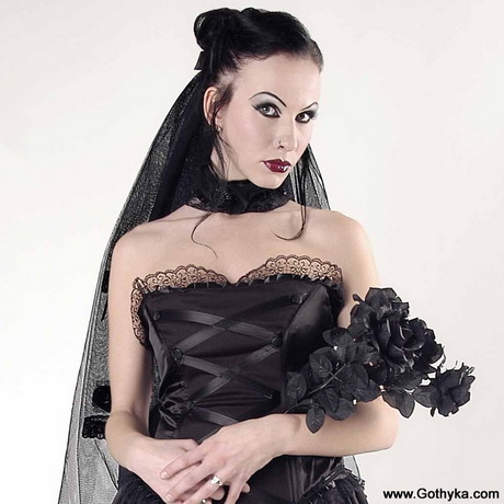 Robe de mariee gothique