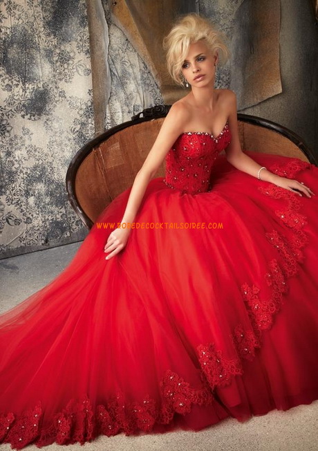 Robe de princesse rouge