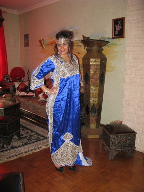 Robe de soirée kabyle moderne