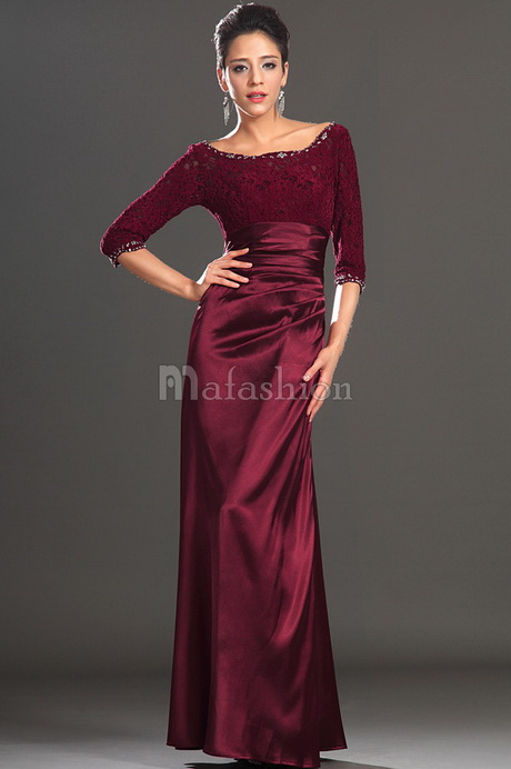 Robe dentelle et satin