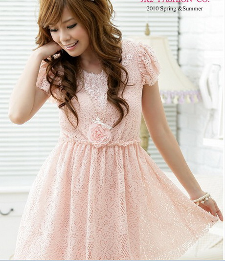 Robe dentelle rose