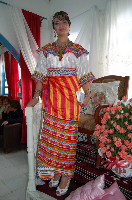 Robe kabyle traditionnelle