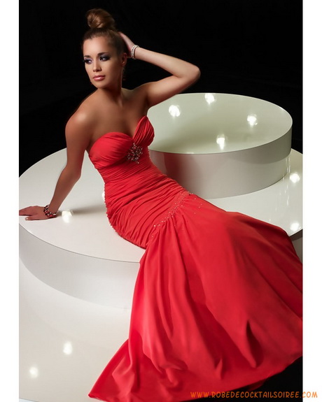 Robe longue rouge de soirée