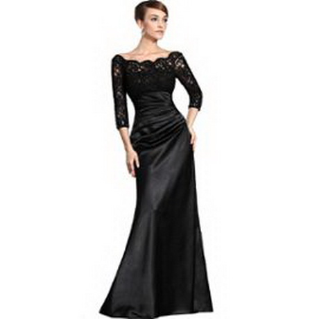 Robe noir avec dentelle