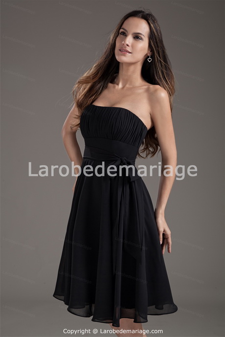 Robe noire mi longue