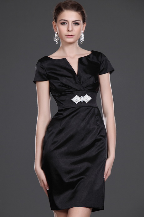 Robe noire satin